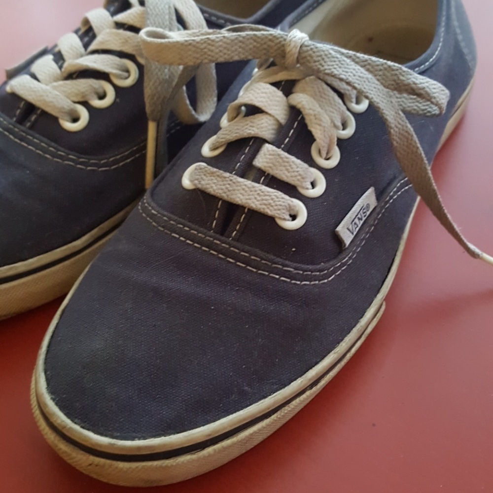 Vans. Blue. Men's 6 women's 7.5